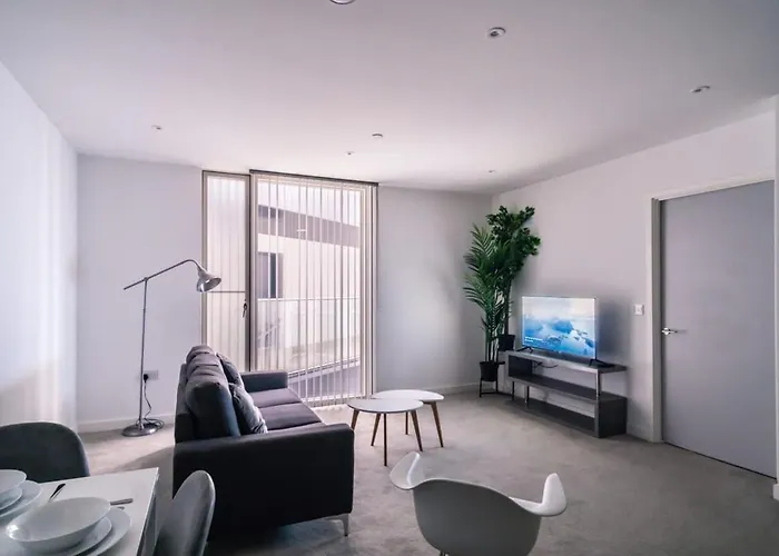 Spacious 1 Bed Apartment In Central Manchester